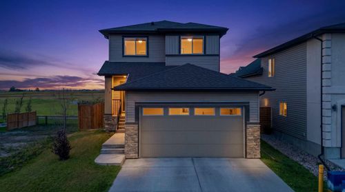 816 Lakewood Cir, Strathmore, AB, T1P0G7 | Card Image