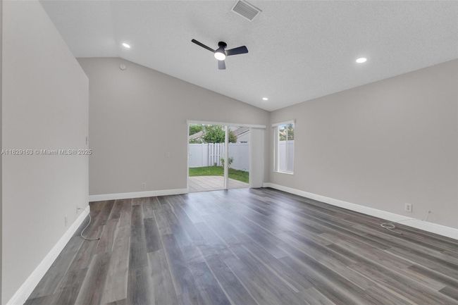 1592 Salerno Cir, House other with 3 bedrooms, 2 bathrooms and null parking in Weston FL | Image 35