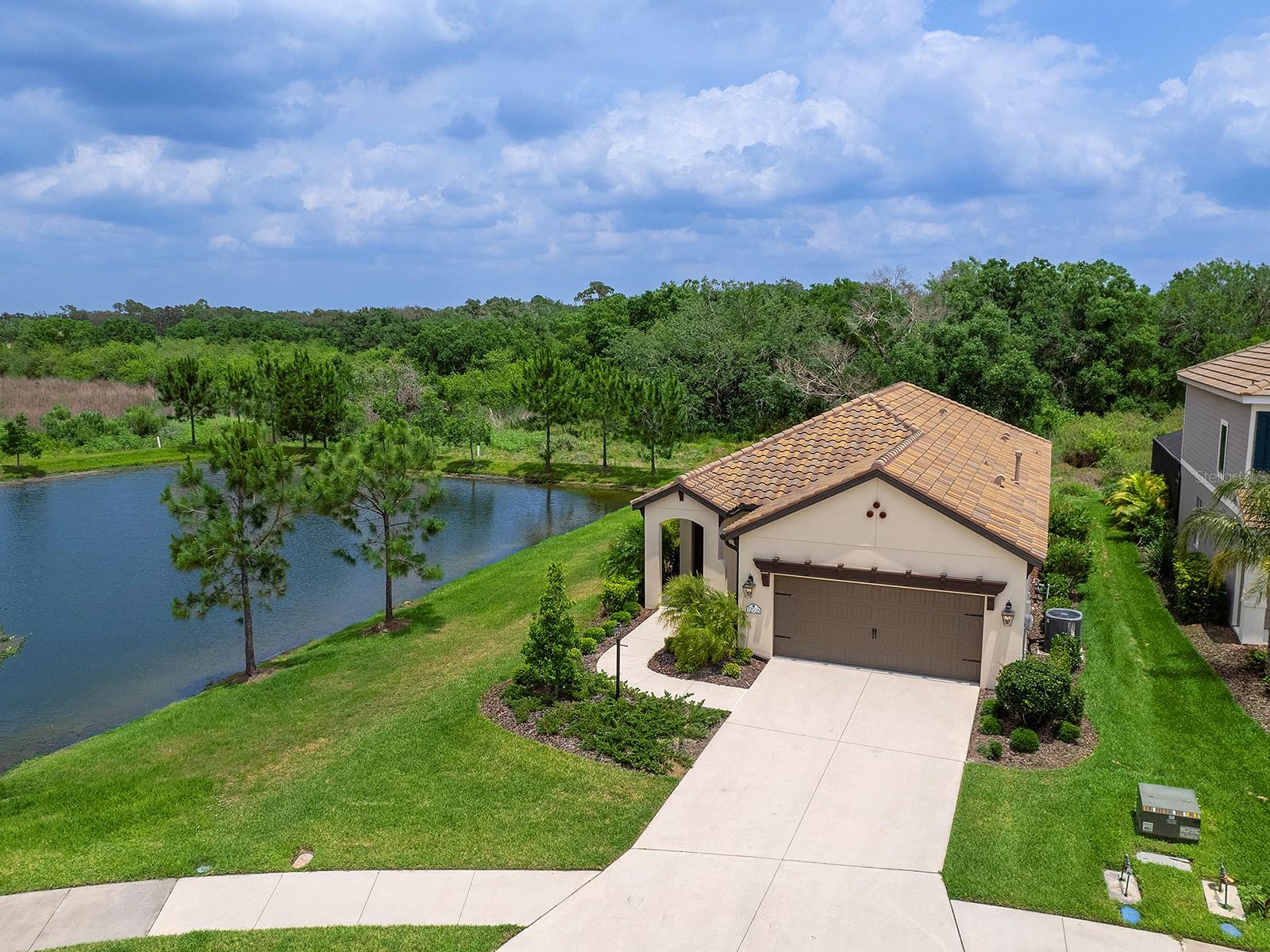 True Blue Cir, Bradenton, FL 34211