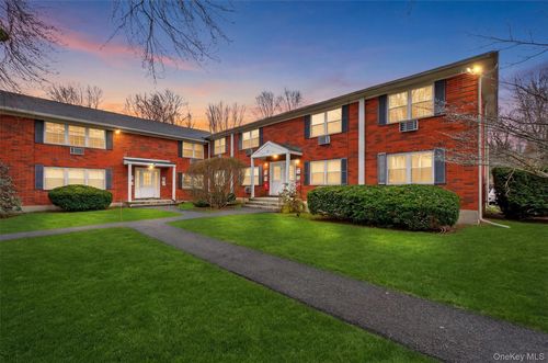 apt-11a-5 Wildwood Dr, Wappingers Falls, NY, 12590-2042 | Card Image