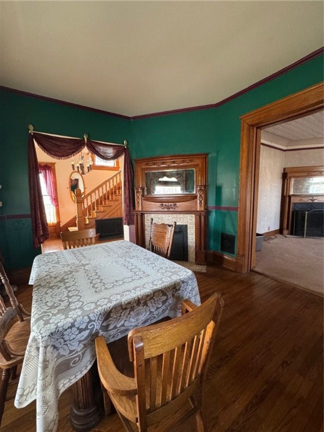 3000 Western Ave, Home with 5 bedrooms, 4 bathrooms and null parking in Mattoon IL | Image 9