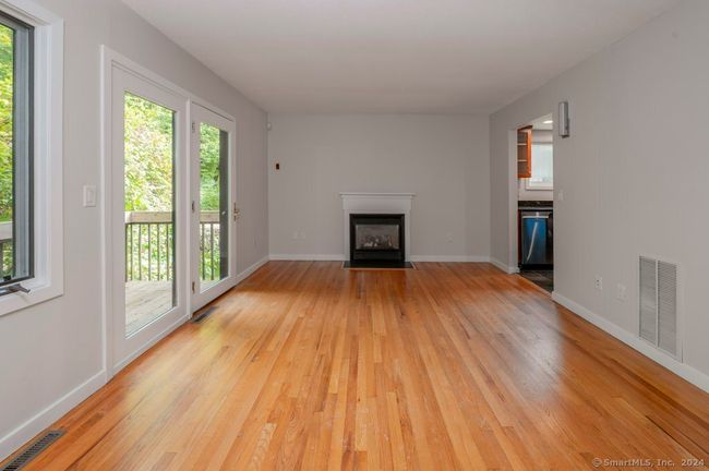 21 - 21 In Town Ter, Condo with 3 bedrooms, 3 bathrooms and 2 parking in Middletown CT | Image 8