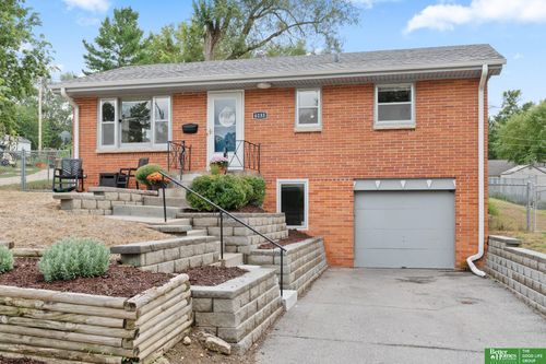 6133 Hamilton St, Omaha, NE, 68132-1225 | Card Image
