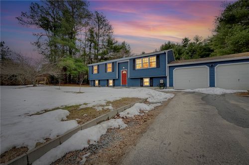 10 Debra Dr, Richmond, RI, 02812-1008 | Card Image