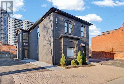 full-136 Young Street, Hamilton (Corktown), ON, L8N1V6 | Card Image