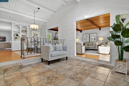 24 Alden Ct, Walnut Creek, CA, 94598-4201 | Card Image