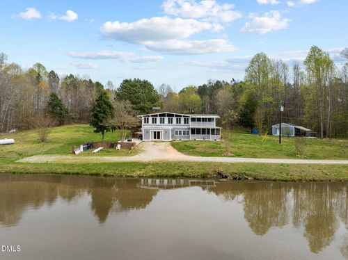 154 Hoyle Ln, Henderson, NC, 27537-9040 | Card Image
