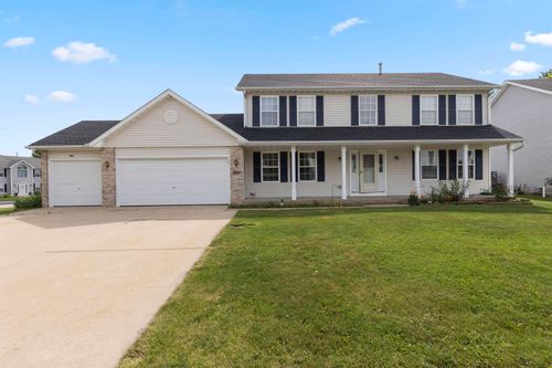 402 Scarlet Oak Dr, Poplar Grove, IL, 61065-8557 | Card Image