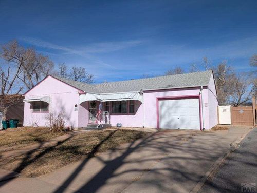 1215 Liberty Ln, Pueblo, CO, 81001-2040 | Card Image
