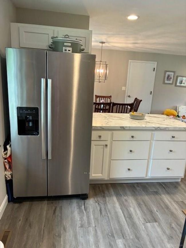 1017 Donson Dr, House other with 3 bedrooms, 2 bathrooms and null parking in Kettering OH | Image 6