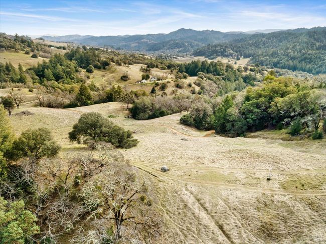 25400 Hulbert Rd, House other with 2 bedrooms, 2 bathrooms and 5 parking in Yorkville CA | Image 9