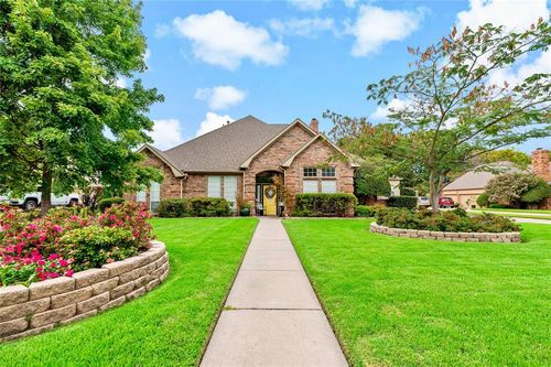 2865 Oak Creek Drive, Paris, TX, 75462 | Card Image