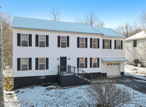 1312 Cambell Way, Tobyhanna, PA, 18466-8200 | Card Image