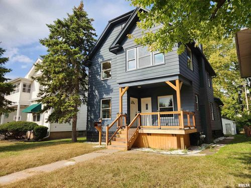 822 6th Ave S, Clinton, IA, 52732-5553 | Card Image