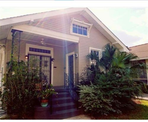 604 Clare Ct, New Orleans, LA, 70124-1764 | Card Image