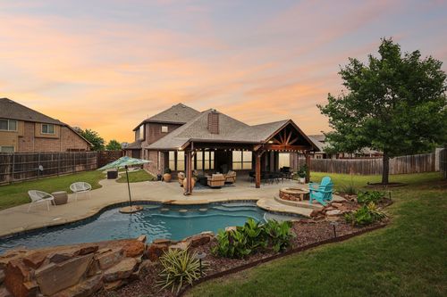 8100 Bonanza St, Aubrey, TX, 76227-2380 | Card Image