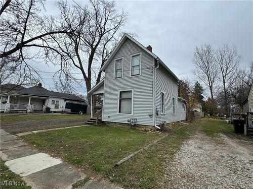 5724 Madison Avenue, Ashtabula, OH, 44004 | Card Image