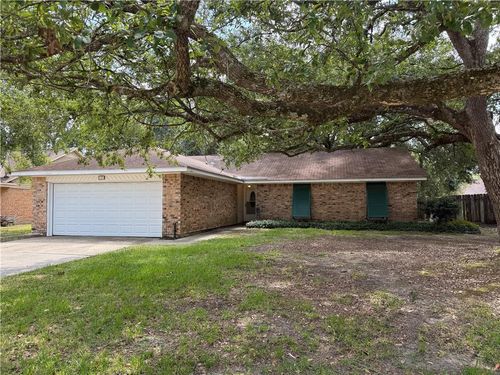 129 Lake D Este Dr, Slidell, LA, 70461-3608 | Card Image