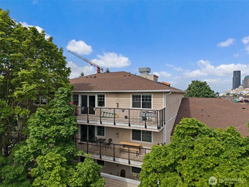 apt-306-107 20th Ave, Seattle, WA, 98122-5873 | Card Image