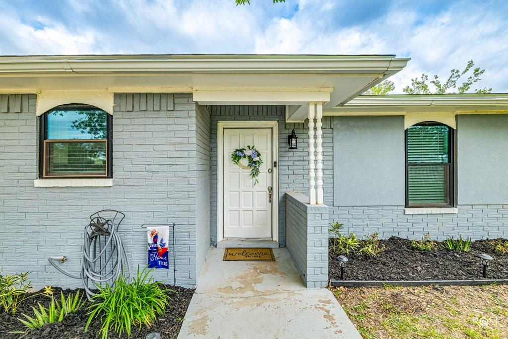 Las Lomas Dr, San Angelo, TX 76904