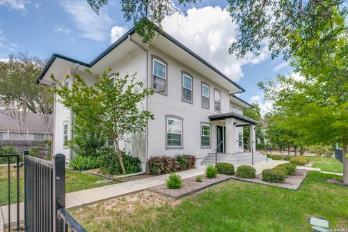 1-488 E Olmos Dr, Olmos Park, TX, 78212-2152 | Card Image