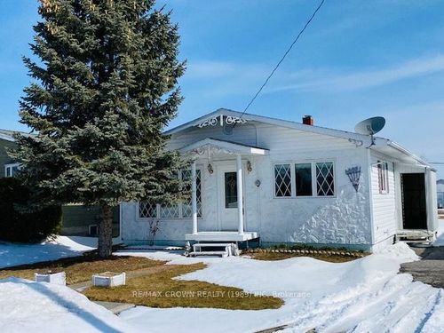 214 Balmoral Ave, Mattice, ON, P0L1T0 | Card Image