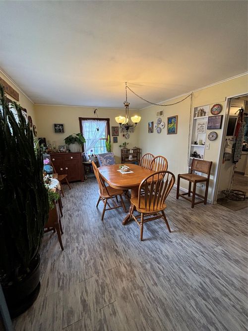 25 Patricia Ave, Fishkill, NY, 12524-1352 | Card Image