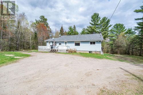 40388 Highway 17 Highway, Head, Clara and Maria, ON, K0J2K0 | Card Image