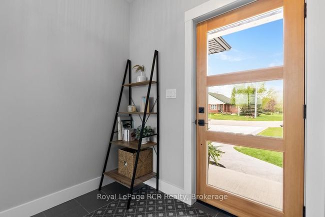 13 Jonathan Cres, House other with 4 bedrooms, 3 bathrooms and 4 parking in Mildmay ON | Image 7