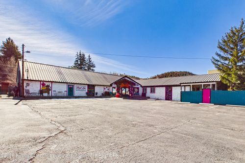 139 El Paso Rd, Ruidoso, NM, 88345-6033 | Card Image