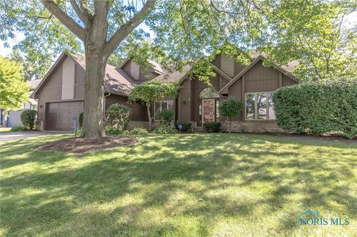 5060 Olde Mill Ct, Sylvania, OH, 43560-1800 | Card Image