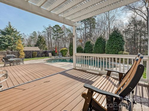 10434 Donahue Dr, Huntersville, NC, 28078-5463 | Card Image