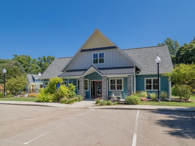7207 Coreopsis Cv, Condo with 4 bedrooms, 3 bathrooms and null parking in Kalamazoo MI | Image 9