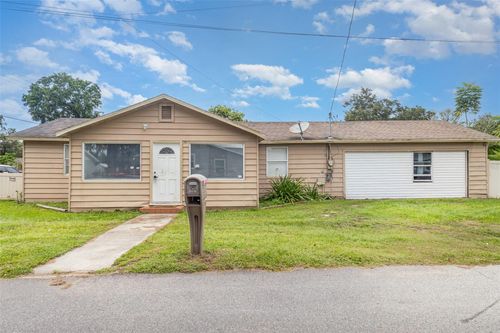 211 Nw 8th St, MULBERRY, FL, 33860-2015 | Card Image