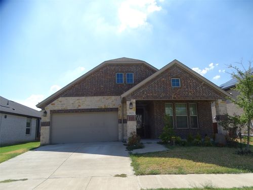 915 Hawthorn Ln, Mansfield, TX, 76063-6648 | Card Image