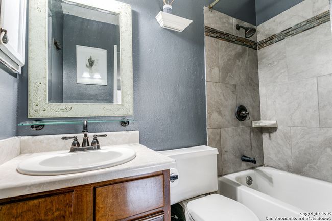 9921 Flatland Trl, House other with 3 bedrooms, 2 bathrooms and null parking in Converse TX | Image 18