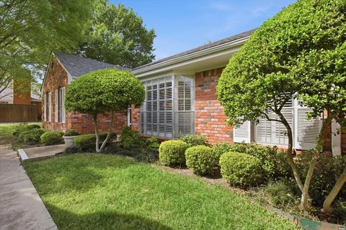 1117 Roaring Springs Rd, Fort Worth, TX, 76114-4485 | Card Image