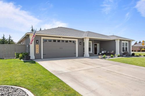 4612 Meadow View Dr, Pasco, WA, 99301-2196 | Card Image
