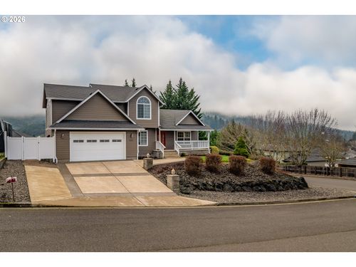 902 N View Dr, Winchester, OR, 97495 | Card Image
