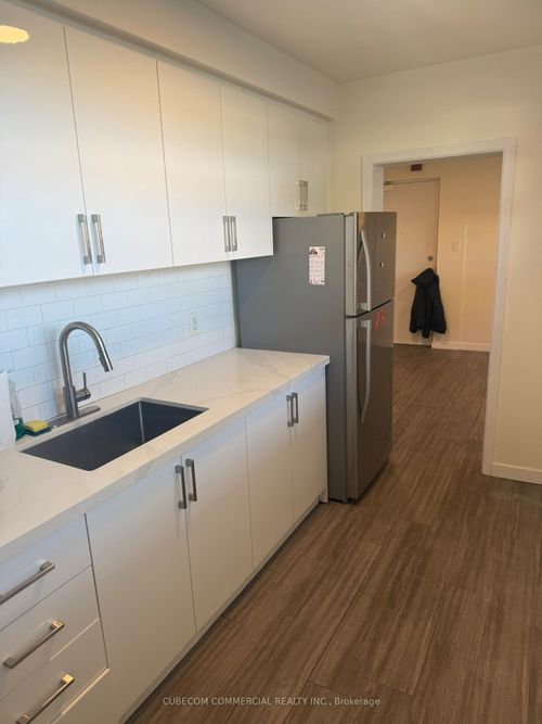 2-1 Ranstone Gdns, Scarborough, ON, M1K2T3 | Card Image