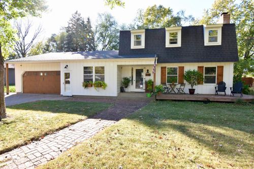 1715 Hillcrest Rd, Saint Cloud, MN, 56303-1415 | Card Image