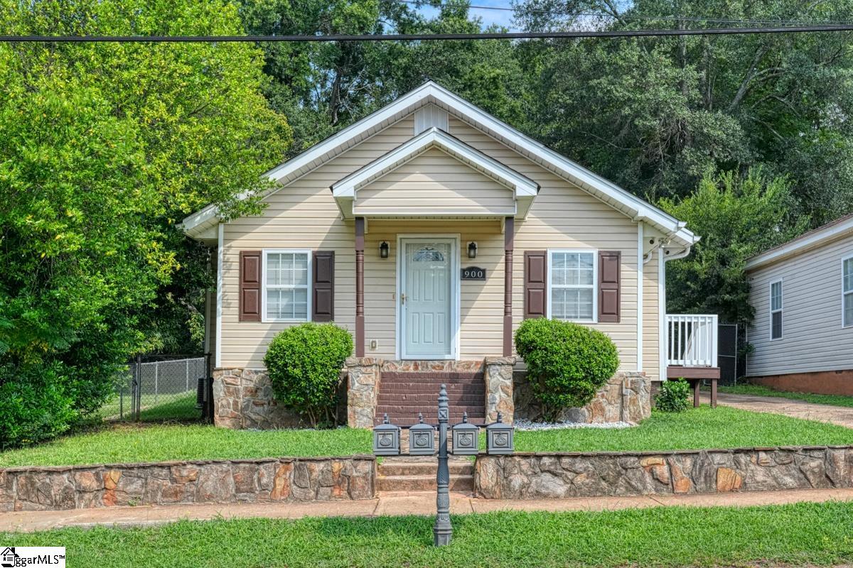 Green Ave, Greenville, SC 29605