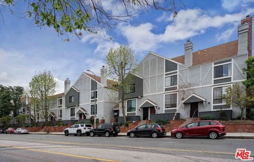 unit-26-18100 Burbank Blvd, Tarzana, CA, 91356-2528 | Card Image