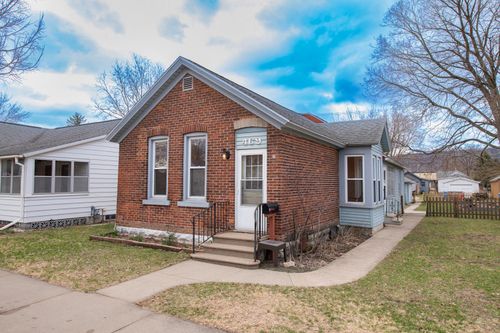 469 E Wabasha St, Winona, MN, 55987-4065 | Card Image