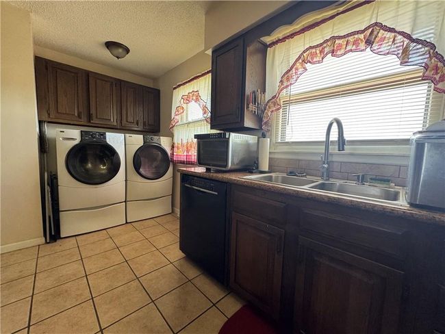 8833 Hickory Ln, House other with 2 bedrooms, 2 bathrooms and null parking in Ozawkie KS | Image 20