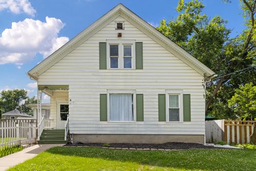 617 S 4th St, Aurora, IL, 60505-5140 | Card Image