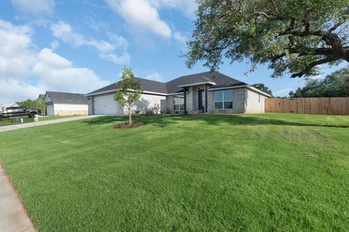 108 Aidan Ct, Burnet, TX, 78611-2257 | Card Image