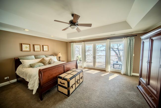 75 N Lake Ave, House other with 4 bedrooms, 4 bathrooms and 7 parking in Third Lake IL | Image 27