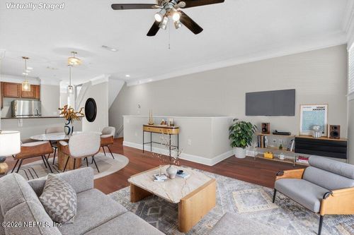 302-9823 Tapestry Park Cir, Jacksonville, FL, 32246-9232 | Card Image