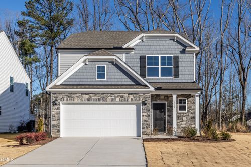 576 Highview Dr, Benson, NC, 27504-8752 | Card Image
